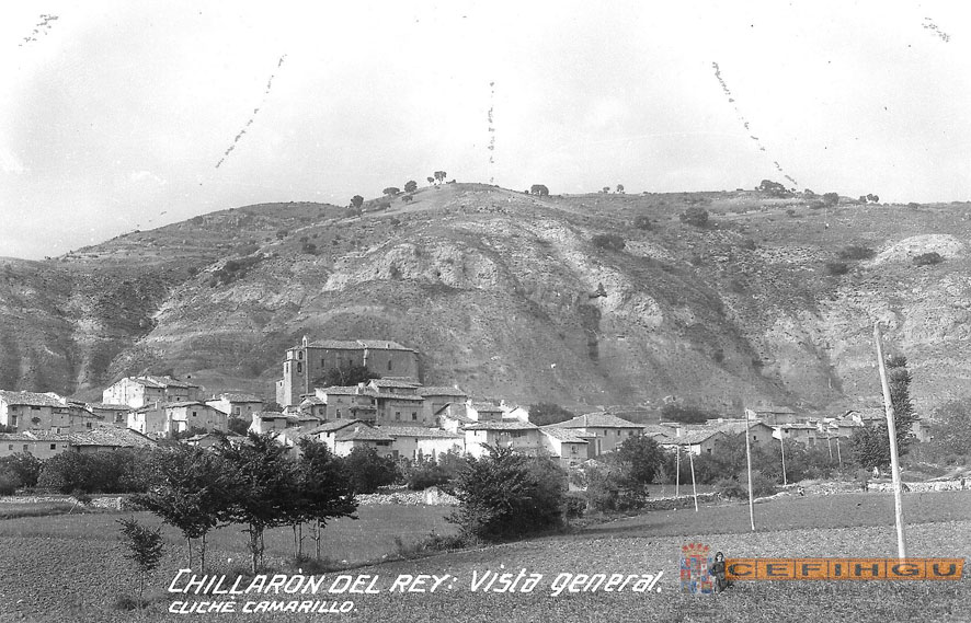 Vista del pueblo.- Fotografía de Tomás Camarillo Hierro (CEFIHGU)